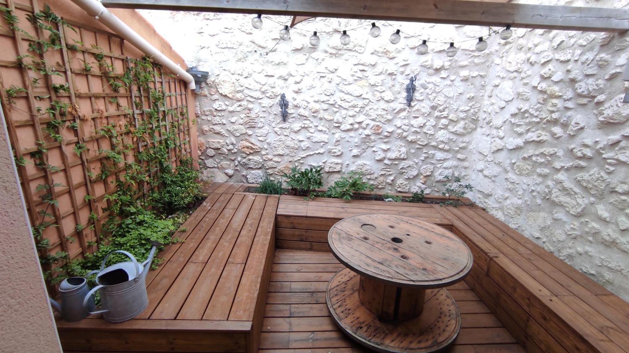 Maison De Village Avec Sa Charmante Petite Cour Interieure Флері Екстер'єр фото